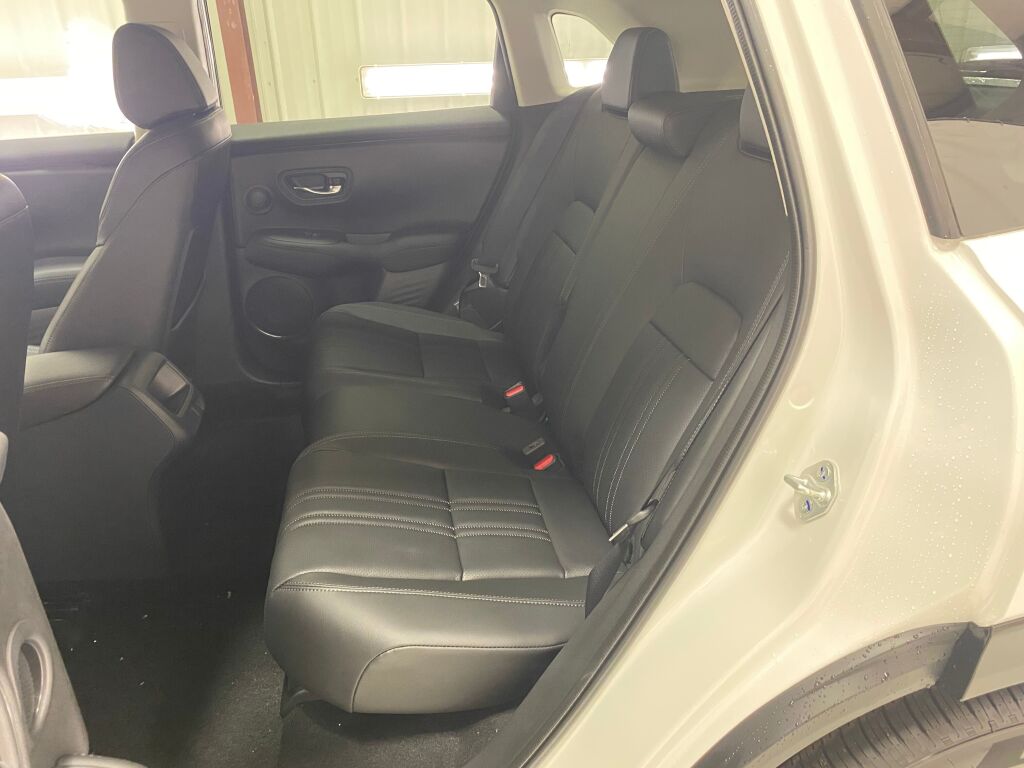 2027 Honda HR-V EX-L PLATINUM WHITE PEARL at Altoona Honda