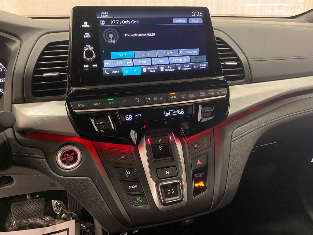 2026 Honda Odyssey Sport-L RADIANT RED METALLIC II at Honda North