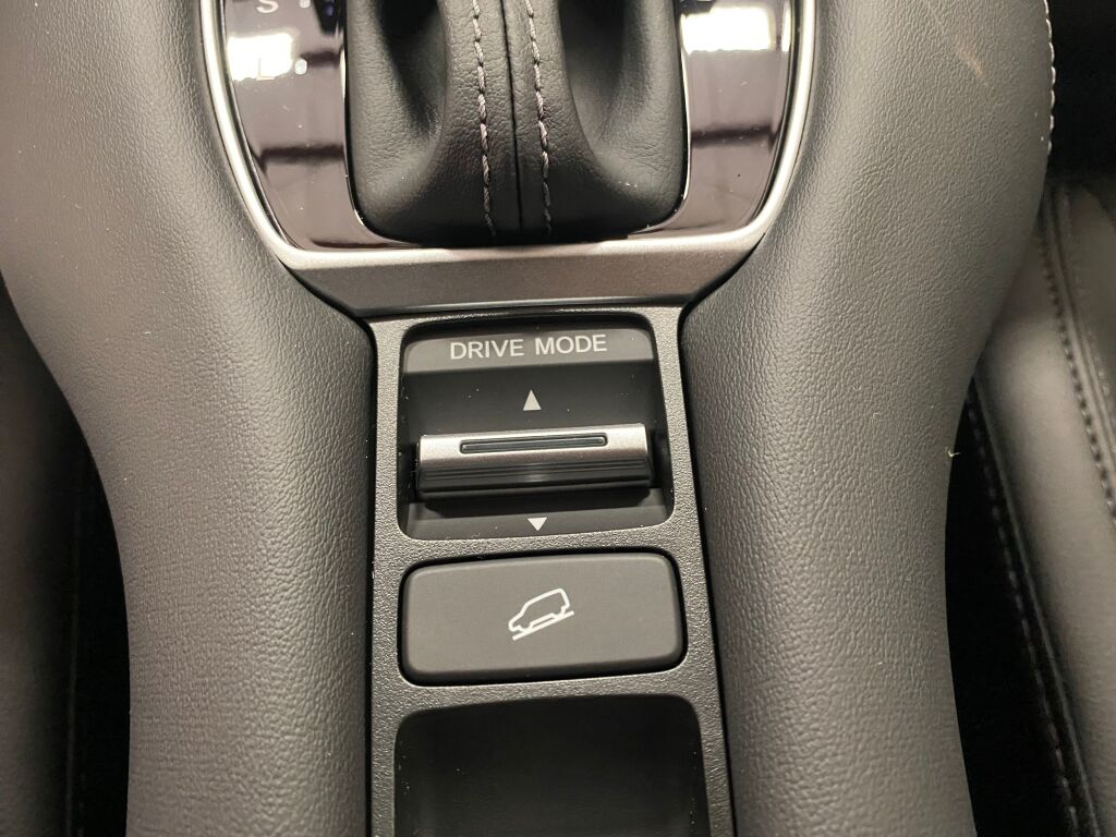 2027 Honda HR-V EX-L PLATINUM WHITE PEARL at Altoona Honda