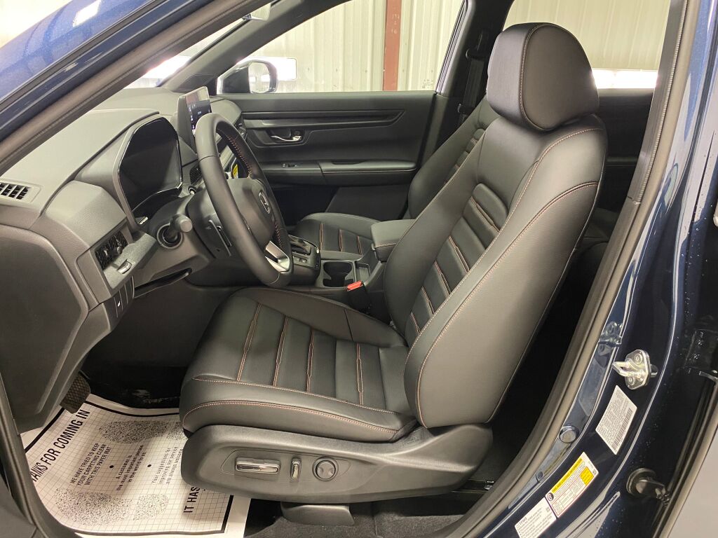 2026 Honda CR-V Hybrid Sport-L CANYON RIVER BLUE at Altoona Honda