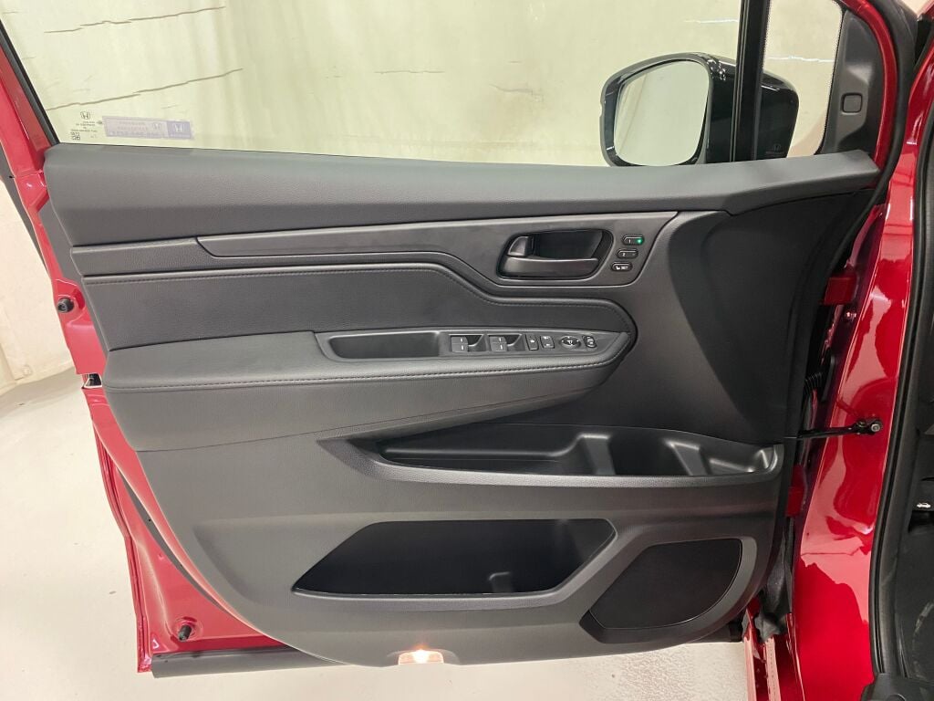 2026 Honda Odyssey Sport-L RADIANT RED METALLIC II at Honda North