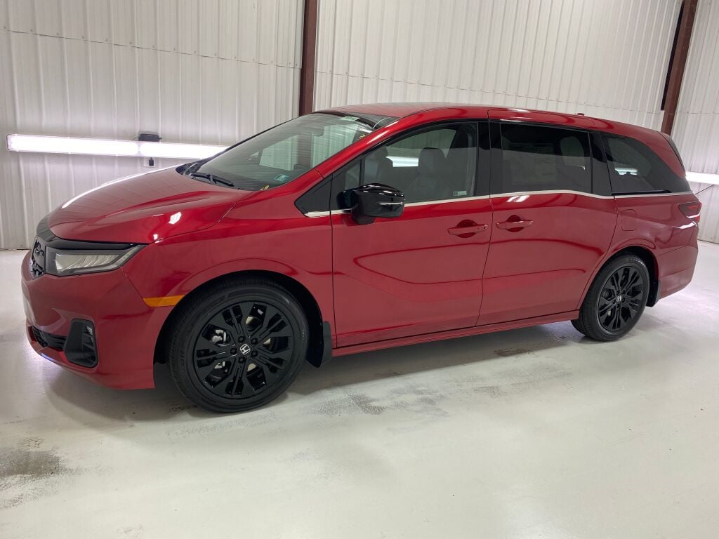 2026 Honda Odyssey Sport-L RADIANT RED METALLIC II at Honda North