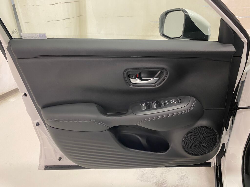 2027 Honda HR-V EX-L PLATINUM WHITE PEARL at Altoona Honda