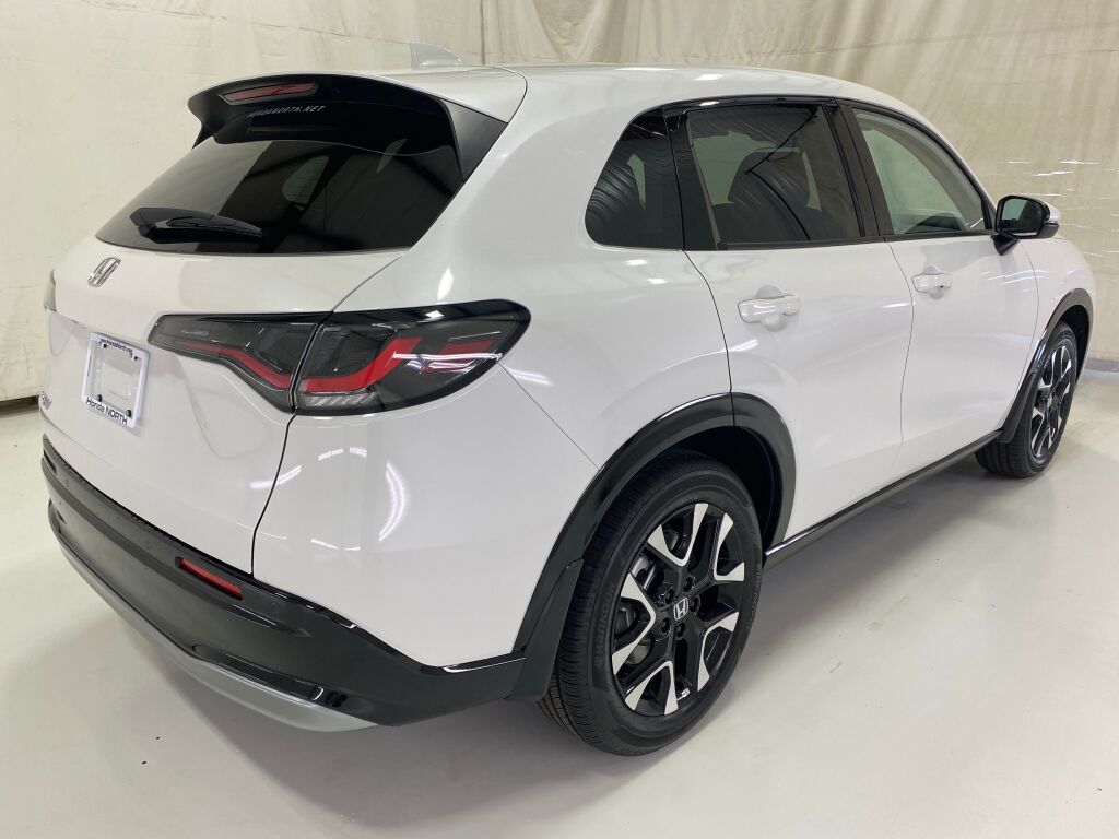 2027 Honda HR-V EX-L PLATINUM WHITE PEARL at Altoona Honda