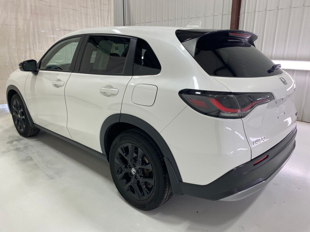 2025 Honda HR-V Sport Platinum White Pearl at Honda North