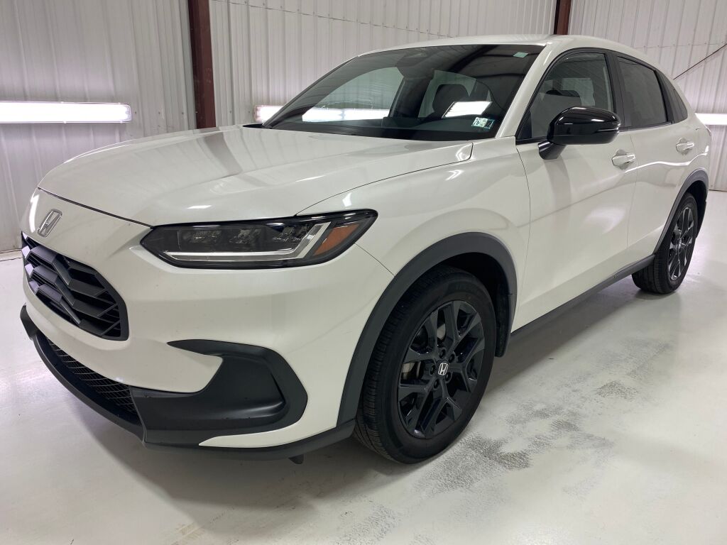 2025 Honda HR-V Sport Platinum White Pearl at Honda North