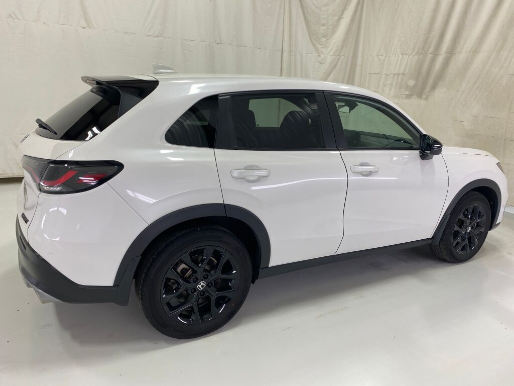 2025 Honda HR-V Sport Platinum White Pearl at Honda North