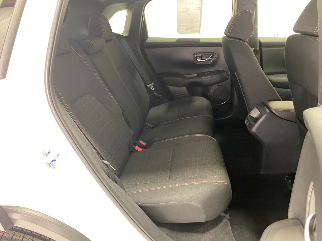 2025 Honda HR-V Sport Platinum White Pearl at Honda North