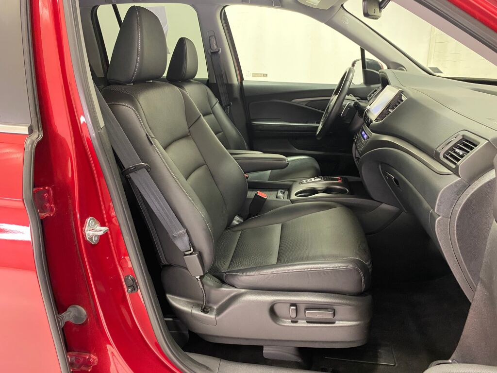 2023 Honda Ridgeline RTL Radiant Red Metallic II at Auto Express Mitsubishi