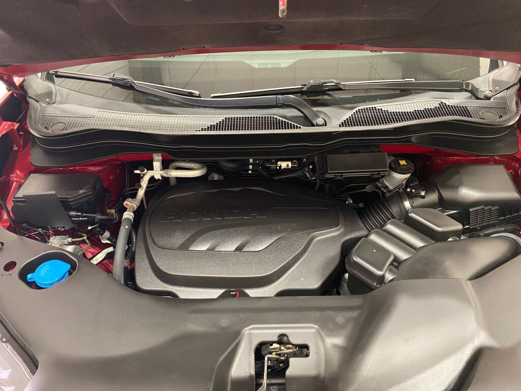 2023 Honda Ridgeline RTL Radiant Red Metallic II at Auto Express Mitsubishi
