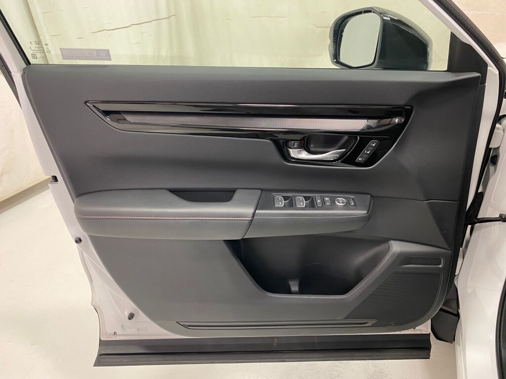 2024 Honda CR-V Hybrid Sport Touring Platinum White Pearl at Honda North