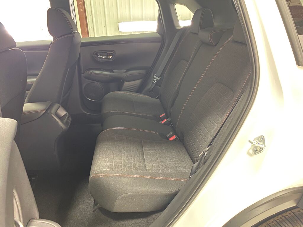 2025 Honda HR-V Sport Platinum White Pearl at Honda North