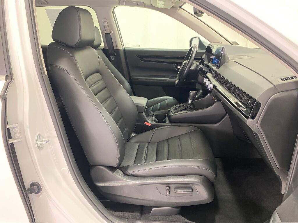 2025 Honda CR-V EX-L Platinum White Pearl at Spitzer Acura