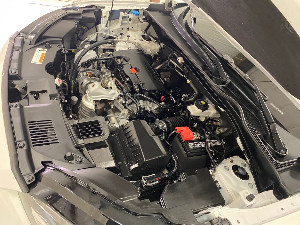 2025 Honda HR-V Sport Platinum White Pearl at Honda North