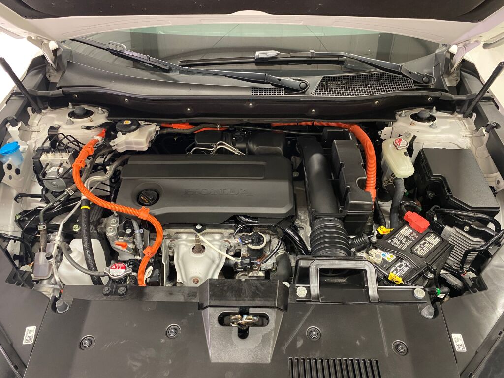 2024 Honda CR-V Hybrid Sport Touring Platinum White Pearl at Honda North