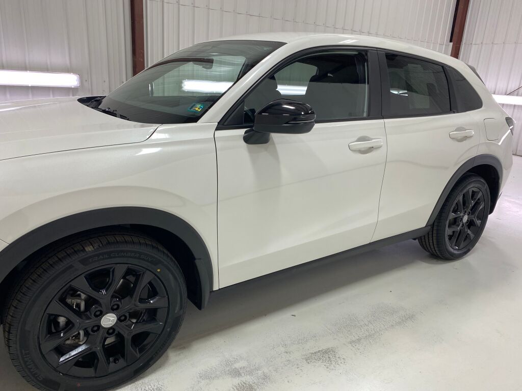 2025 Honda HR-V Sport Platinum White Pearl at Honda North