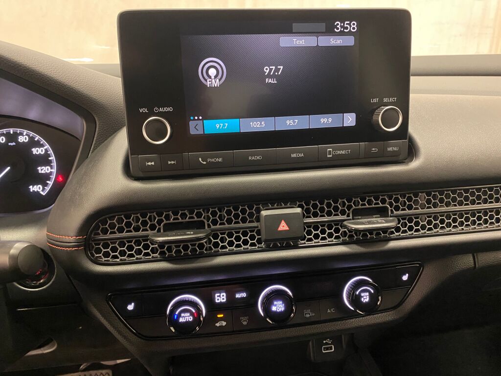 2025 Honda HR-V Sport Platinum White Pearl at Honda North