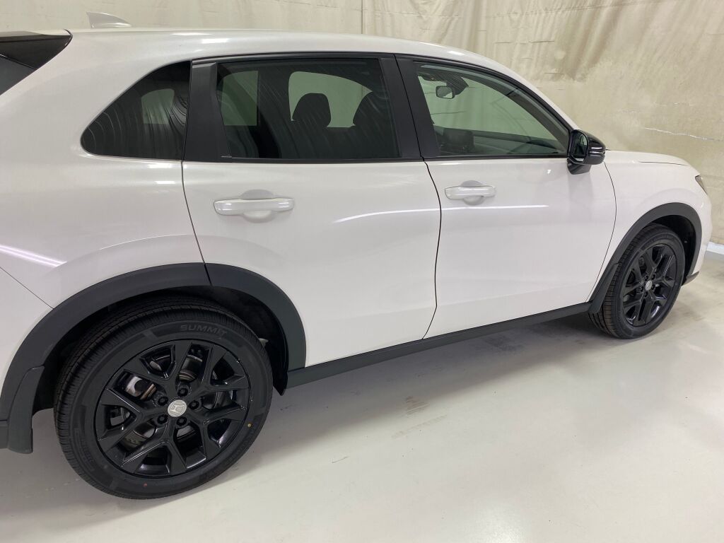 2025 Honda HR-V Sport Platinum White Pearl at Honda North