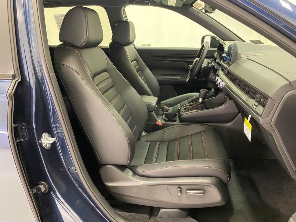 2026 Honda CR-V Hybrid Sport-L CANYON RIVER BLUE at Altoona Honda