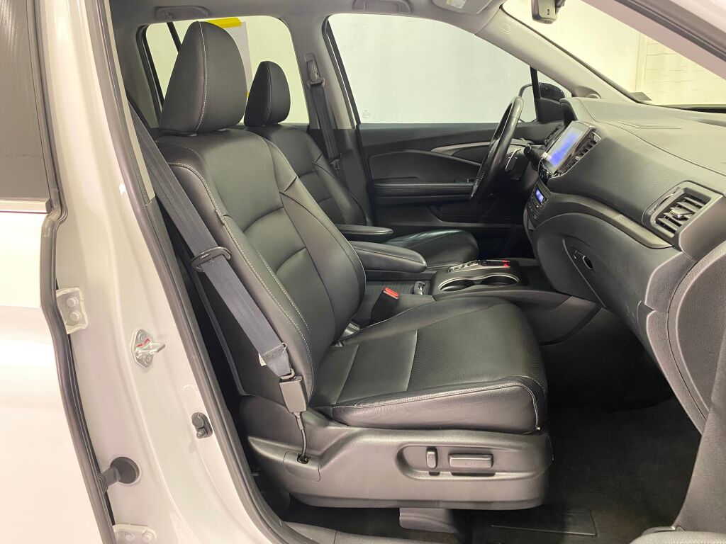 2023 Honda Ridgeline RTL-E Platinum White Pearl at Auto Express Mitsubishi