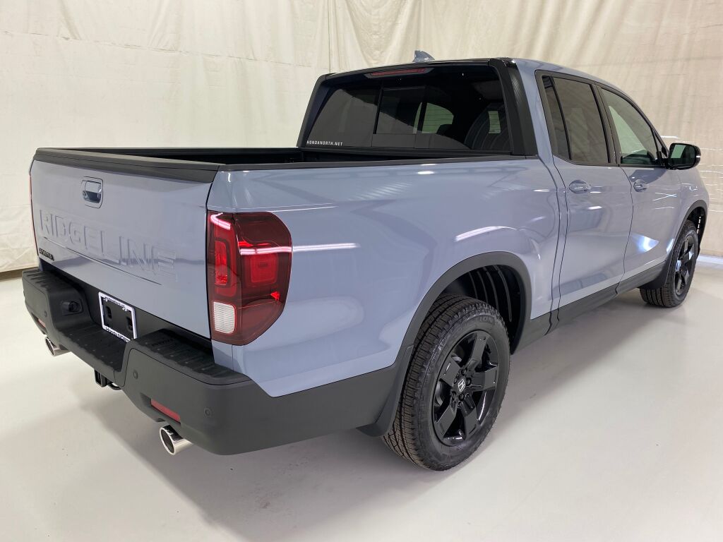 2026 Honda Ridgeline Black Edition SONIC GRAY PEARL at Honda North