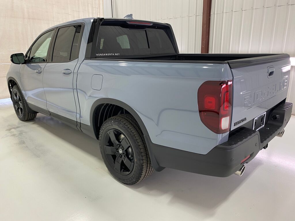 2026 Honda Ridgeline Black Edition SONIC GRAY PEARL at Honda North