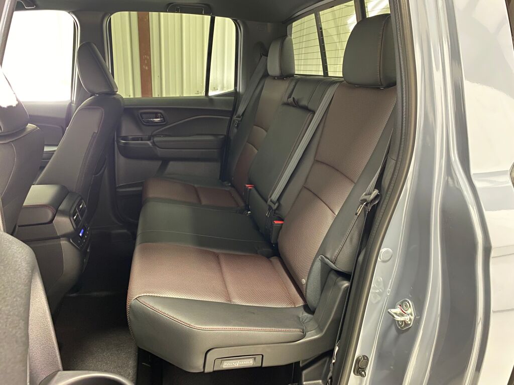 2026 Honda Ridgeline Black Edition SONIC GRAY PEARL at Honda North