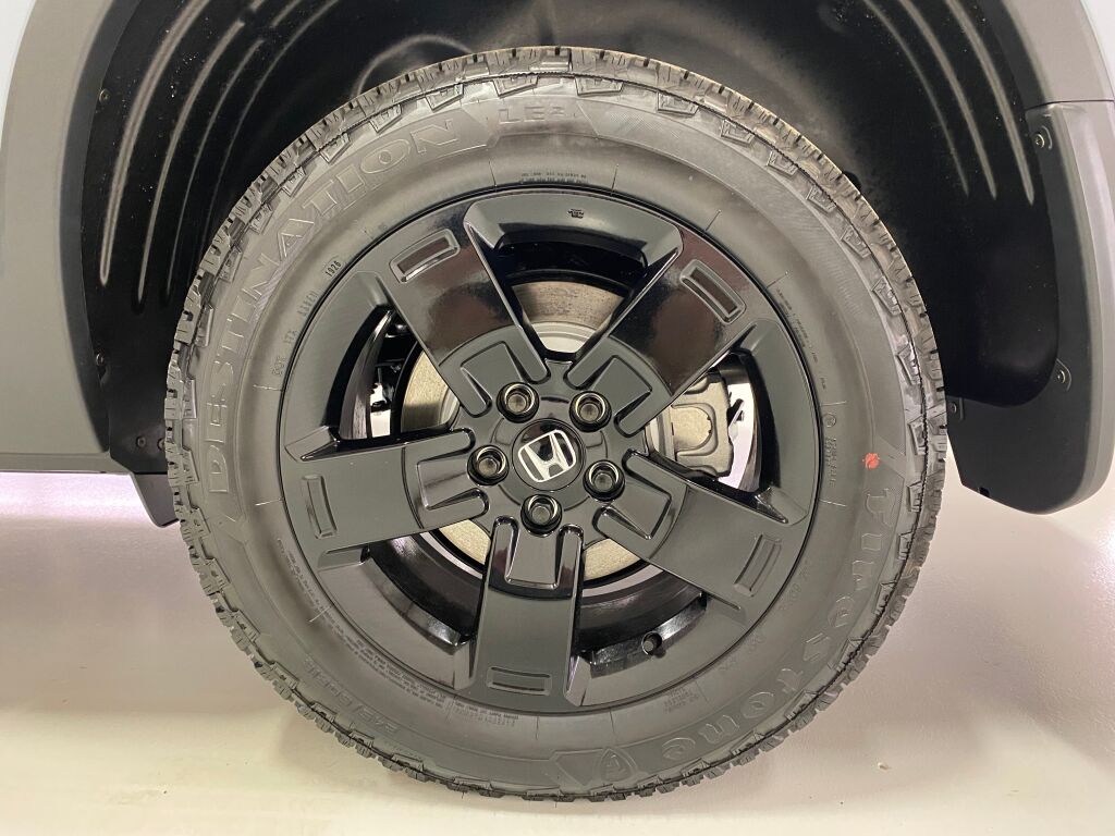 2026 Honda Ridgeline Black Edition SONIC GRAY PEARL at Honda North