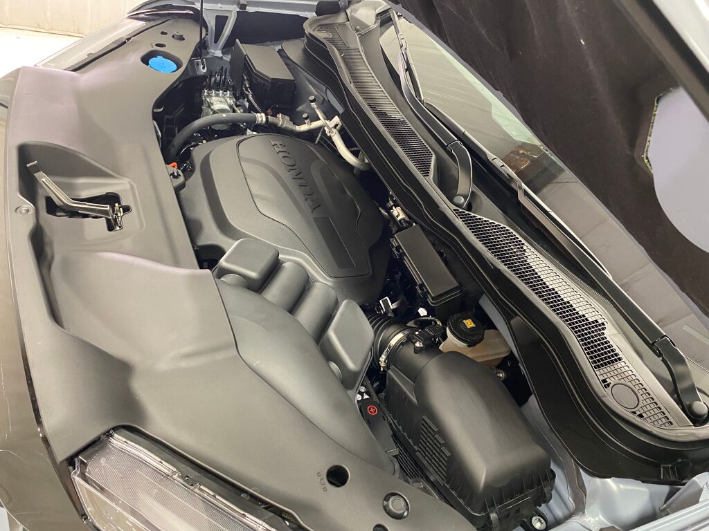 2026 Honda Ridgeline Black Edition SONIC GRAY PEARL at Honda North