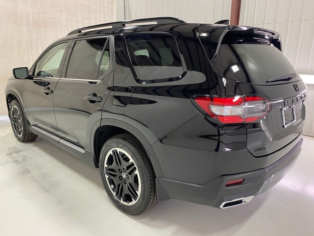 2026 Honda Pilot Touring S - 4