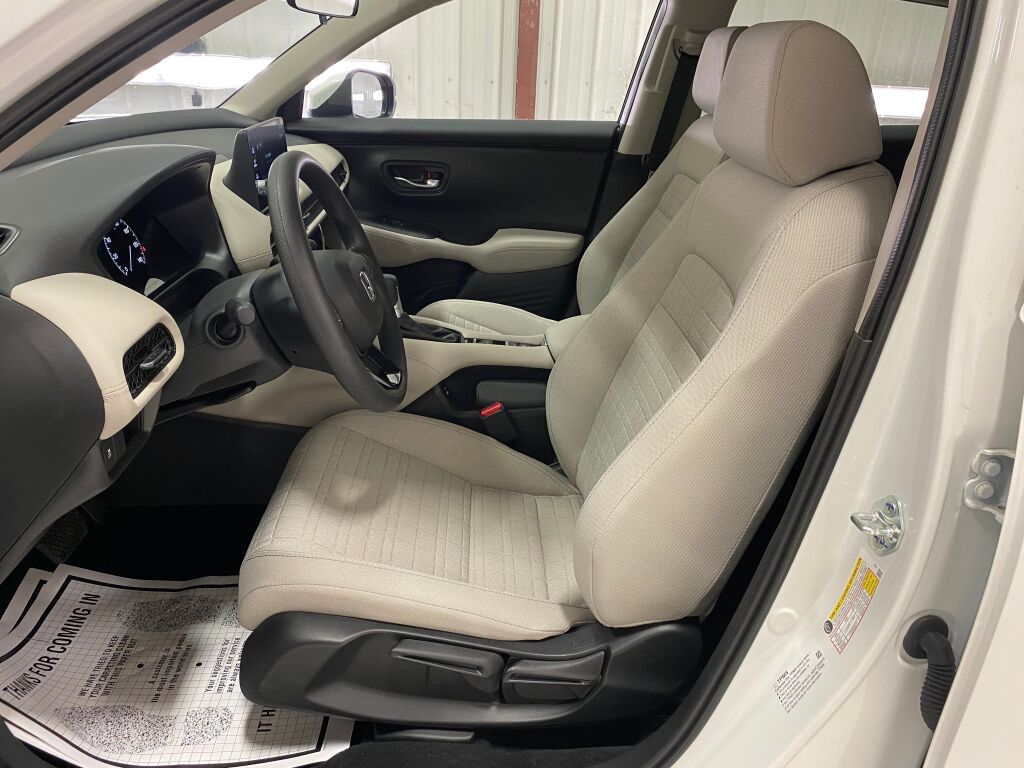 2027 Honda HR-V LX - 10