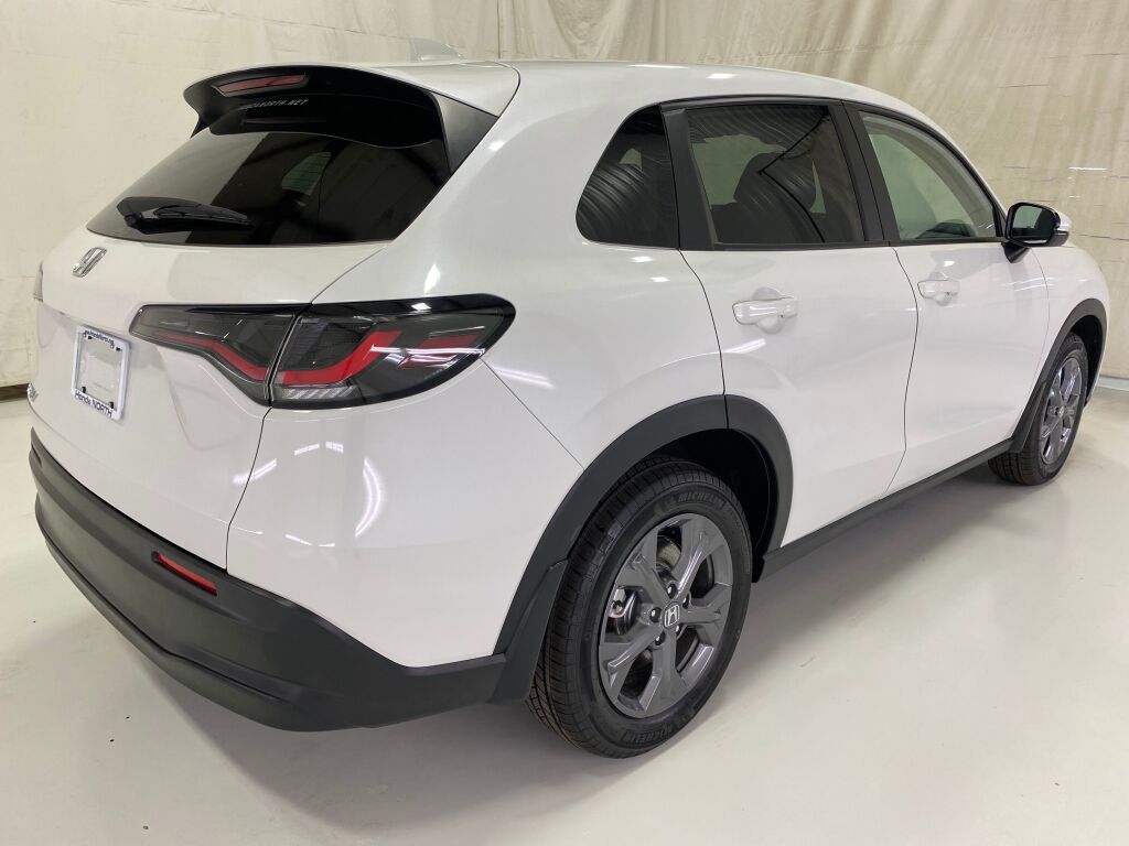 2027 Honda HR-V LX - 4