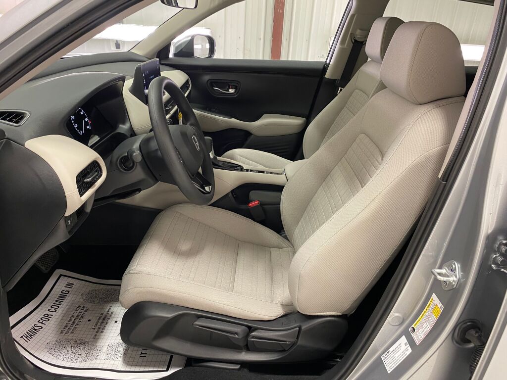 2027 Honda HR-V LX - 10