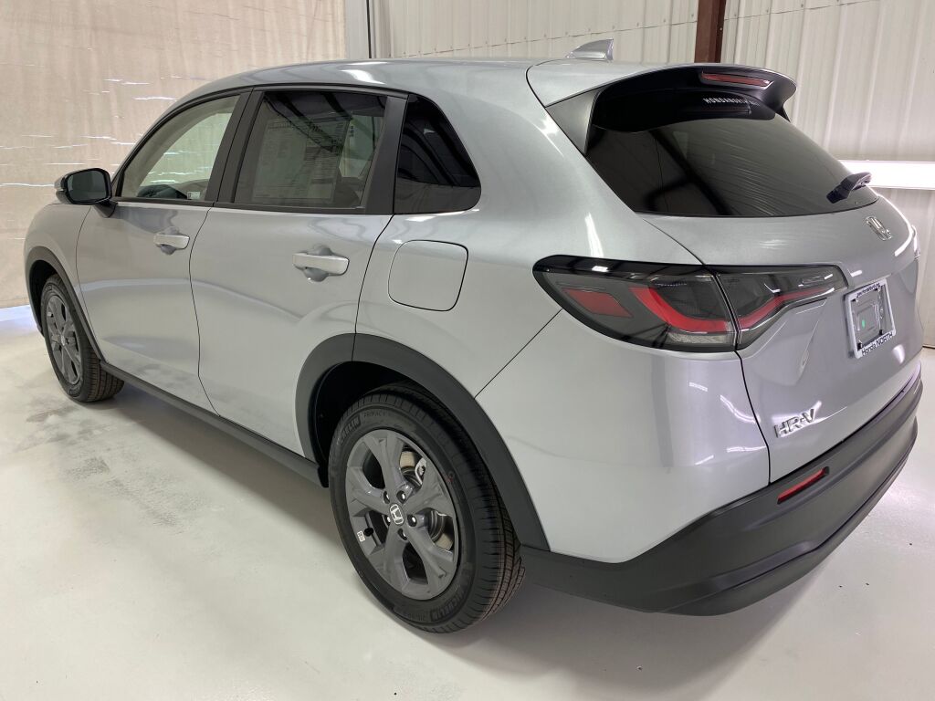 2027 Honda HR-V LX - 4