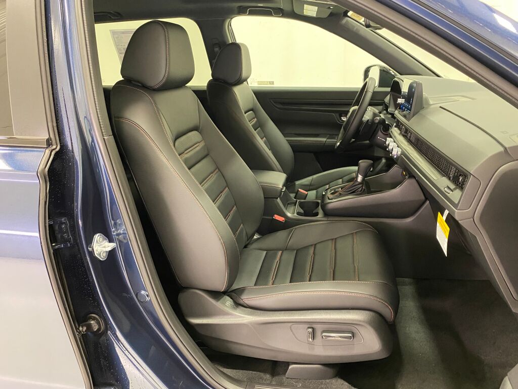 2026 Honda CR-V Hybrid Sport-L CANYON RIVER BLUE at Altoona Honda