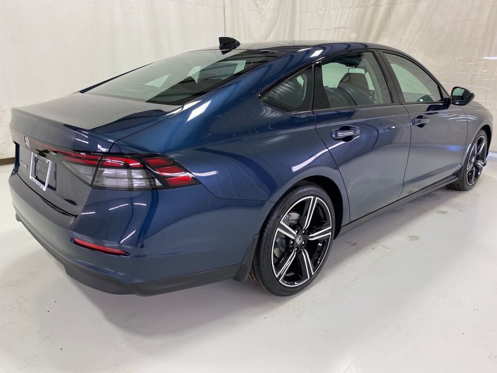 2026 Honda Accord Sedan SE CANYON RIVER BLUE at Honda North