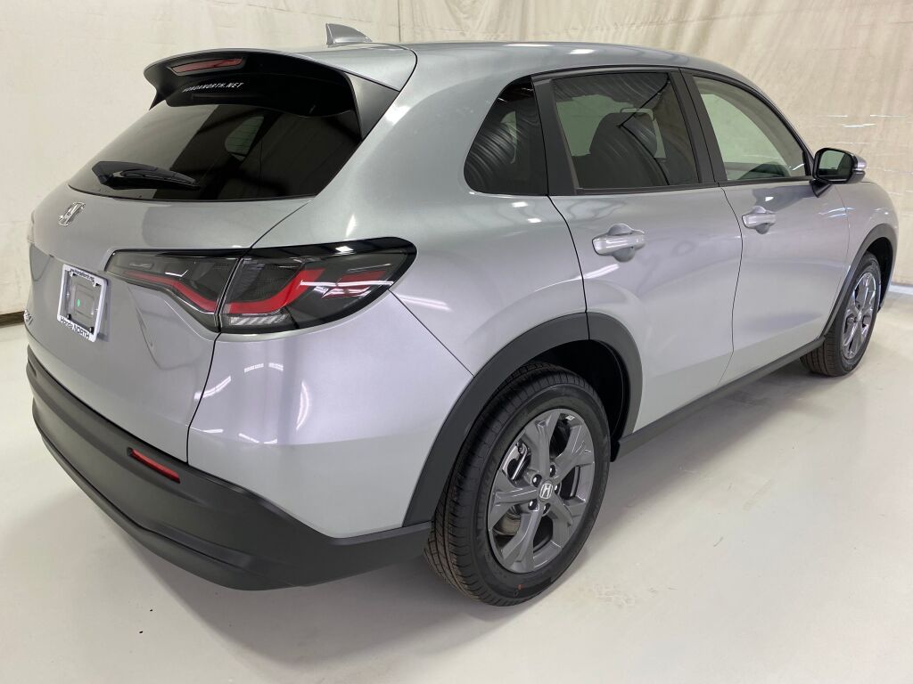 2027 Honda HR-V LX - 5