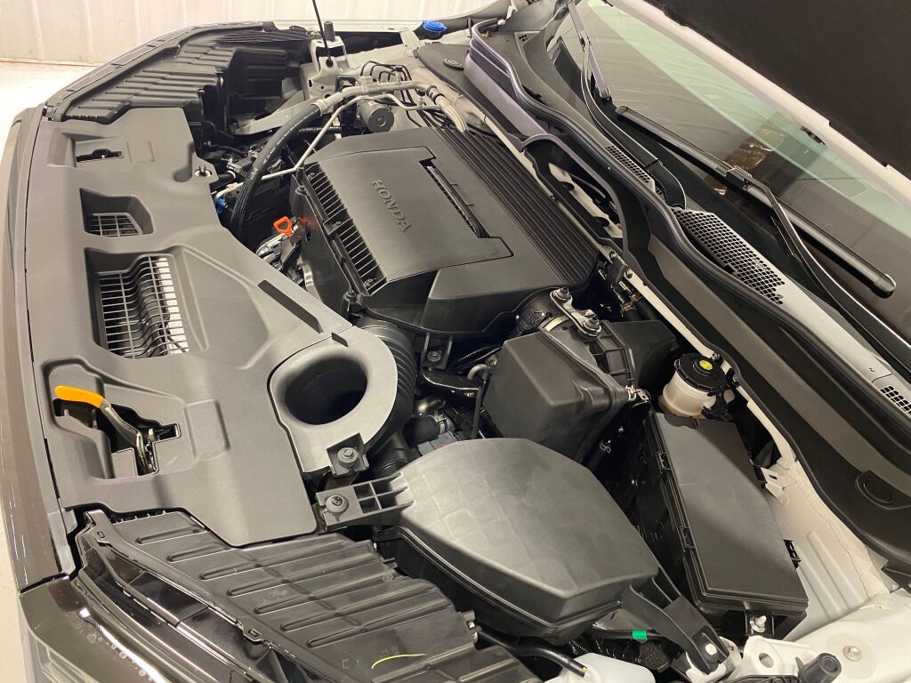 2026 Honda Pilot EX-L PLATINUM WHITE PEARL at Altoona Honda