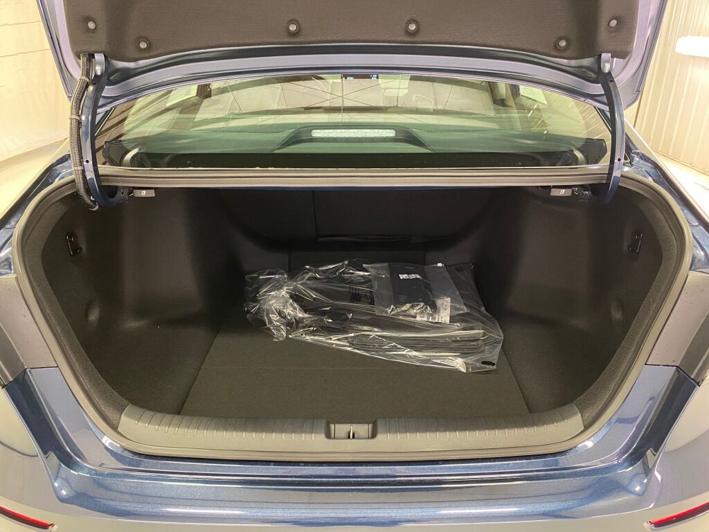2026 Honda Accord Sedan SE CANYON RIVER BLUE at Honda North
