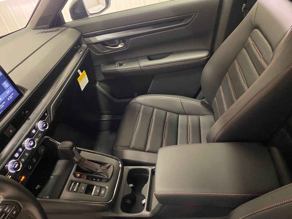 2026 Honda CR-V Hybrid Sport-L CANYON RIVER BLUE at Altoona Honda