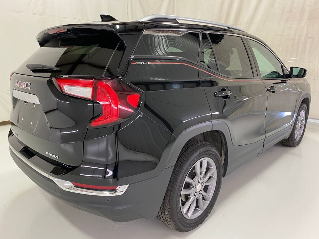 2022 GMC Terrain SLT Ebony Twilight Metallic at Subaru and VW of Moon Township
