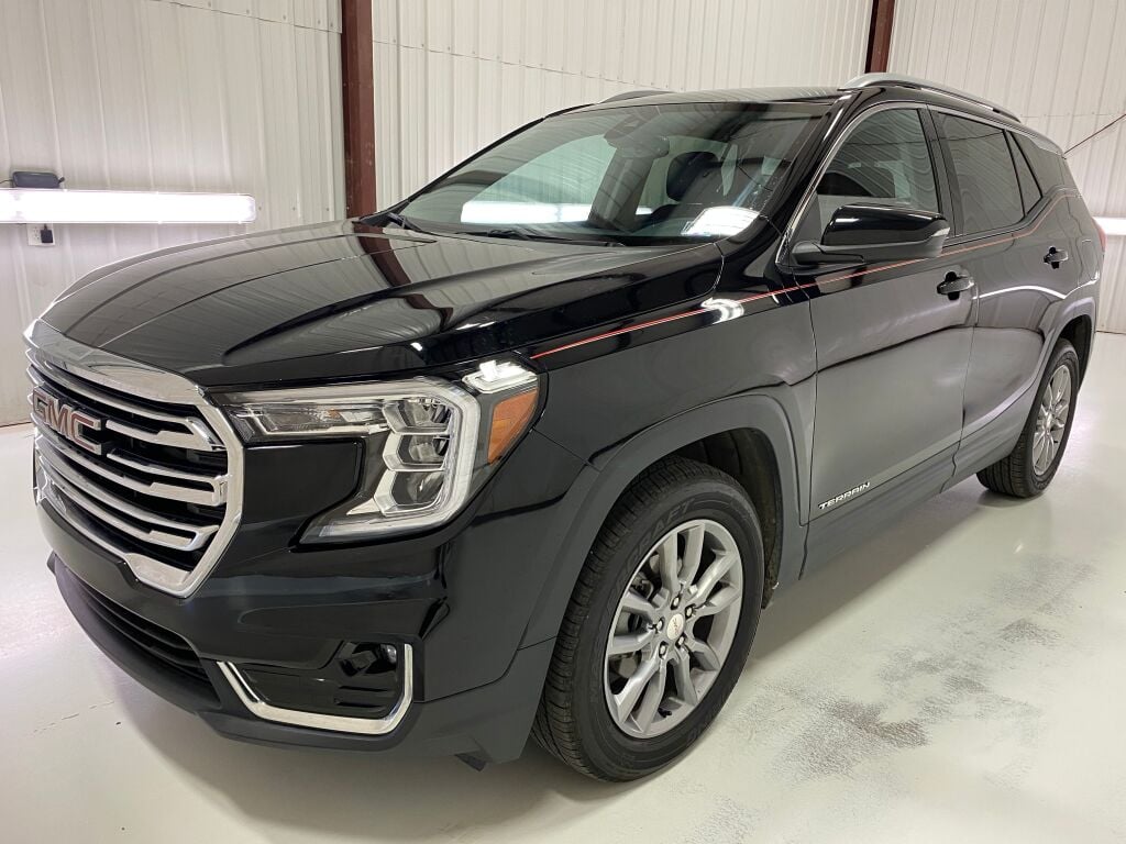 2022 GMC Terrain SLT Ebony Twilight Metallic at Subaru and VW of Moon Township