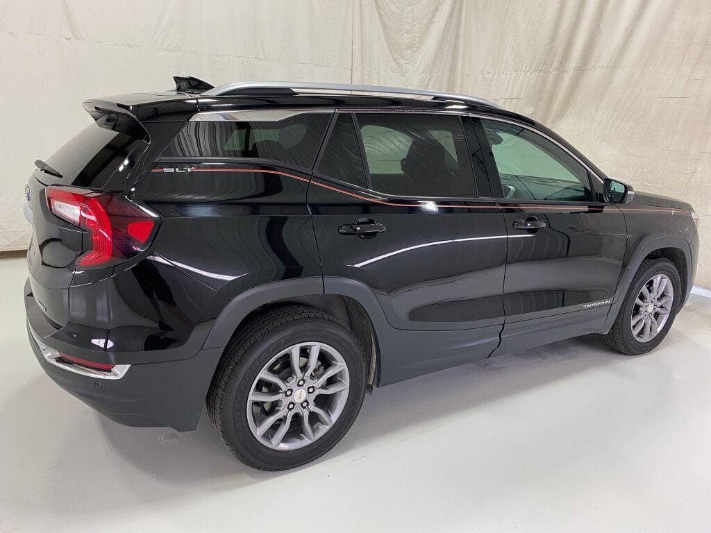 2022 GMC Terrain SLT Ebony Twilight Metallic at Subaru and VW of Moon Township