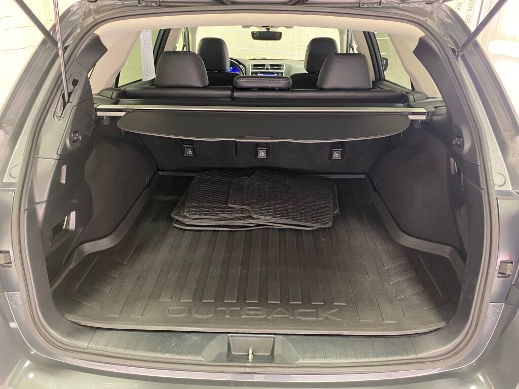 2018 Subaru Outback 2.5i Magnetite Gray Metallic at Subaru and VW of Moon Township