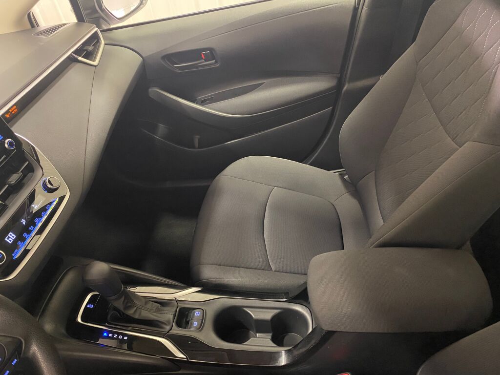 2022 Toyota Corolla LE Classic Silver Metallic at Audi Porsche Sewickley