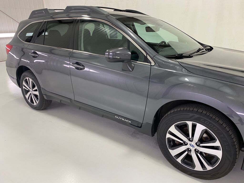 2018 Subaru Outback 2.5i Magnetite Gray Metallic at Subaru and VW of Moon Township