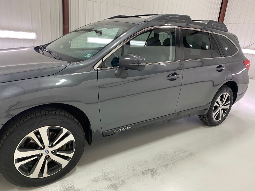 2018 Subaru Outback 2.5i Magnetite Gray Metallic at Subaru and VW of Moon Township