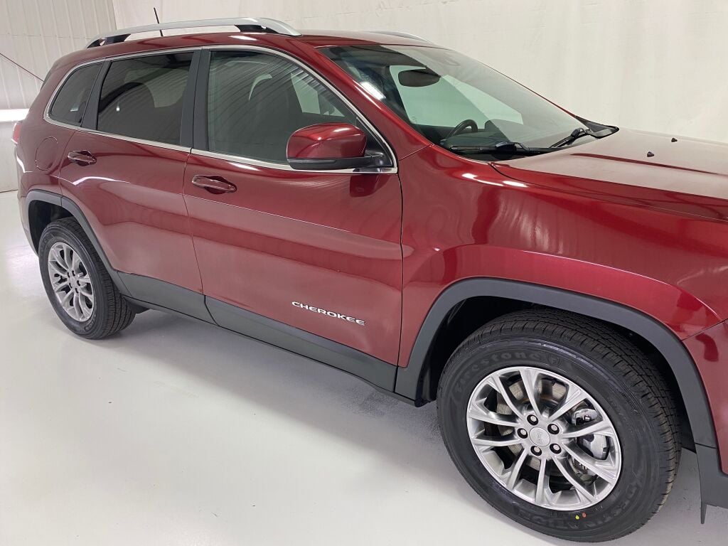 2021 Jeep Cherokee Latitude Lux Velvet Red Pearlcoat at Rafferty Subaru