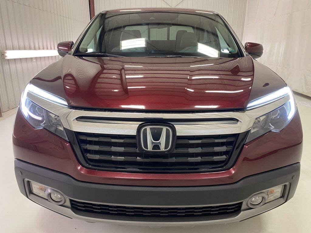 2020 Honda Ridgeline photo 22 of 38
