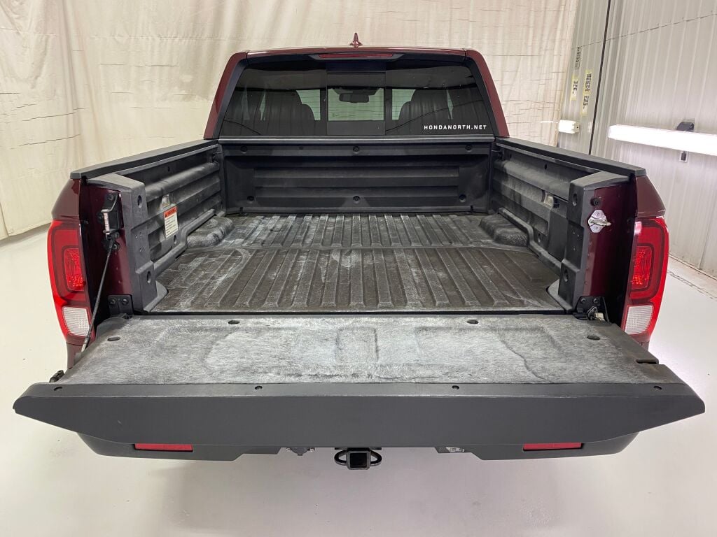 2020 Honda Ridgeline photo 24 of 38